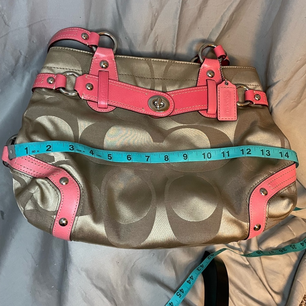 EUC Coach Carly Y2K 2008 Beige and Coral Shoulder Bag - Picture 3 of 16